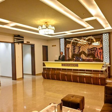 Md Farms And Resorts Mathura Esterno foto